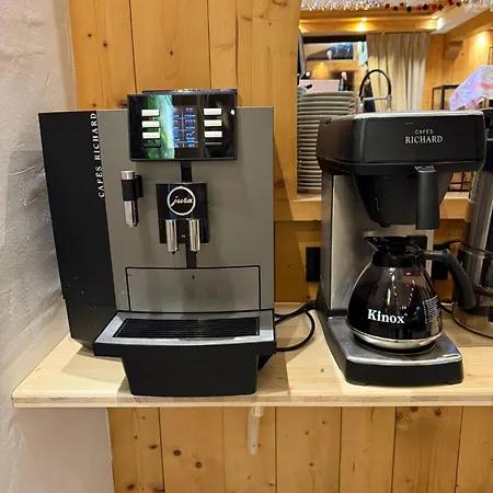 L'arveyron Open House Hotel