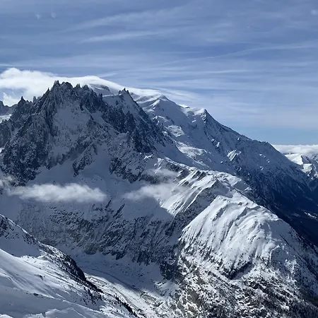 L'arveyron Open House Hotel 3*