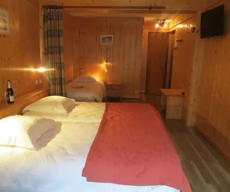 L'arveyron Open House Hotel