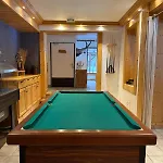L'arveyron Open House ホテル