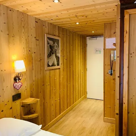 L'arveyron Open House Hotel