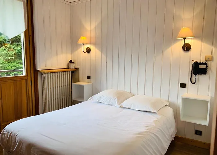 Hotel L'arveyron Open House
