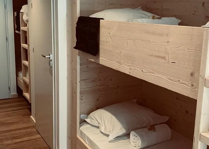 L'arveyron Open House Hotel 3*