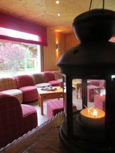 L'arveyron Open House Hotel