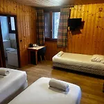 L'arveyron Open House Hotel